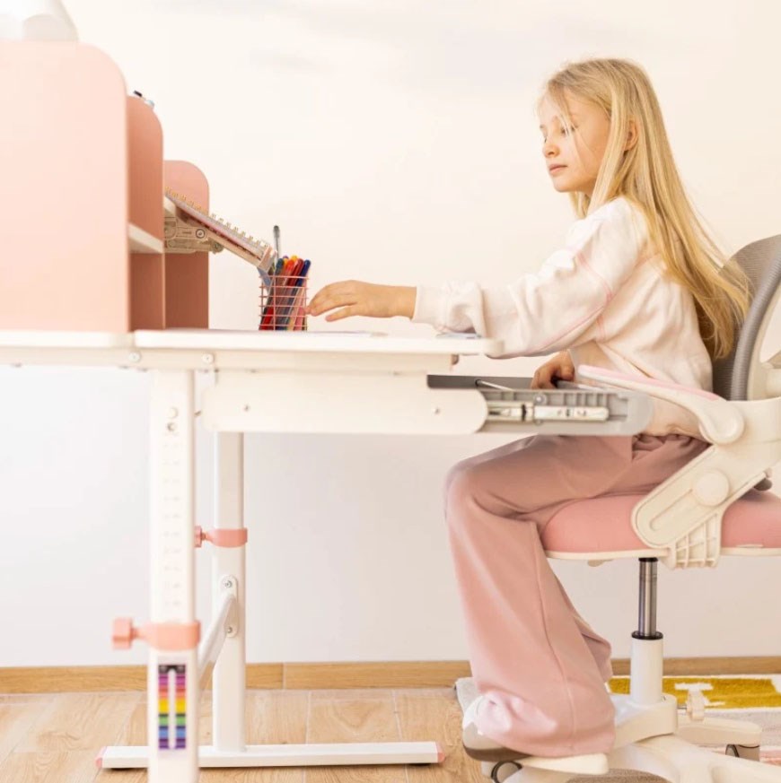 desk study 5 0 pink 2